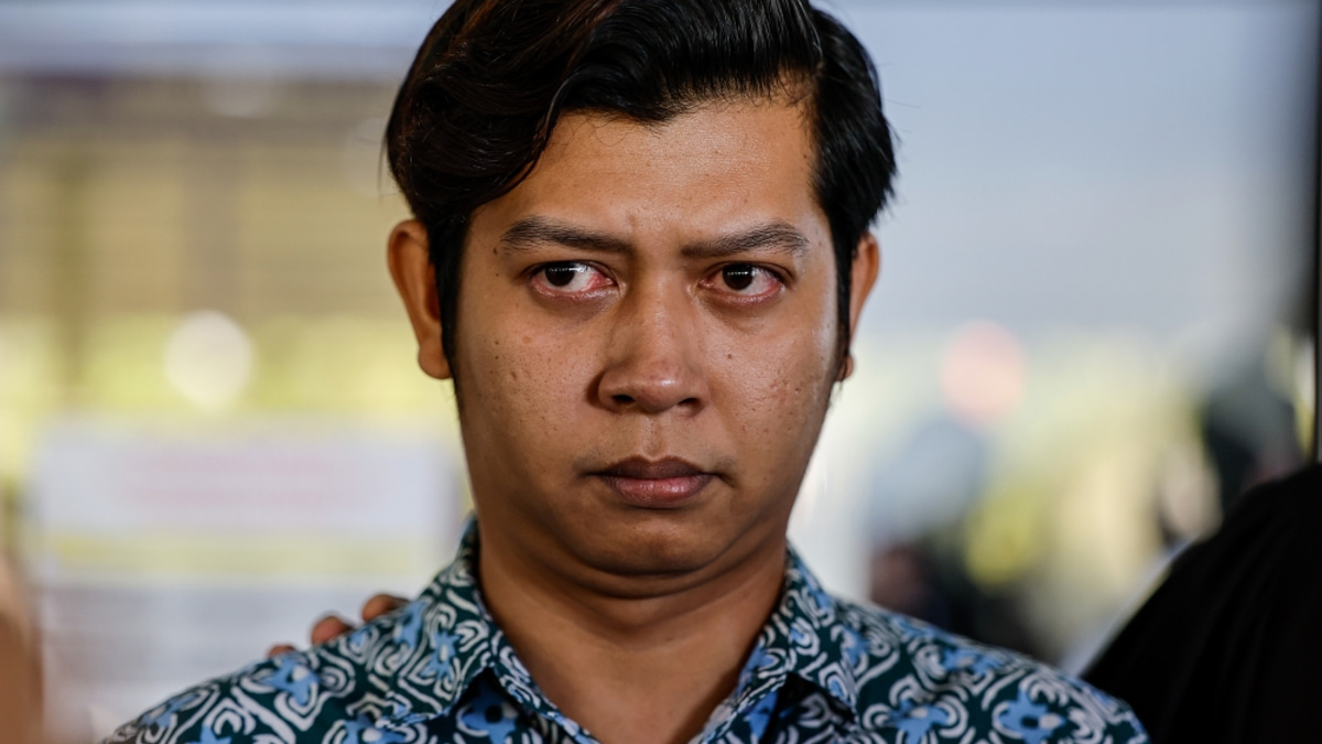 High Court Awards Full Custody of Autistic Child's Sibling to Father