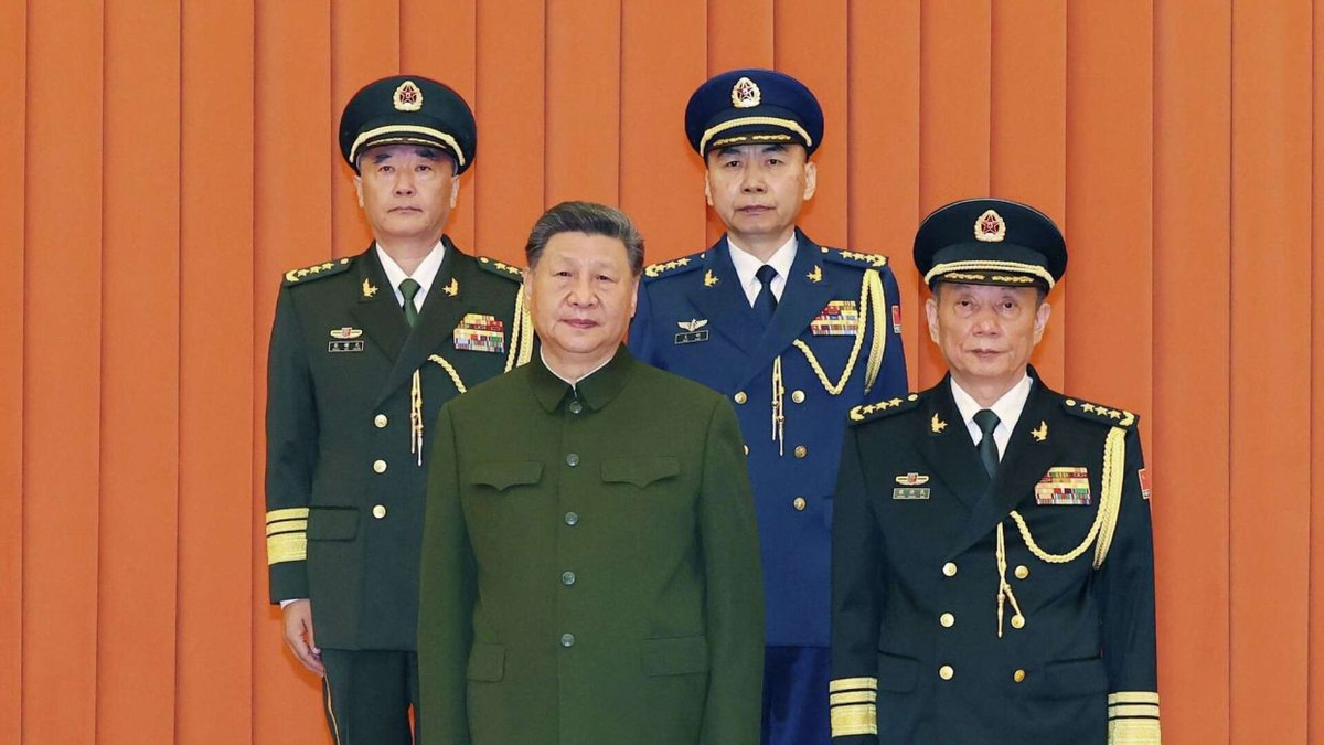 China Elevates Two Military Officers to General Rank Following Anti-Corruption Drive
