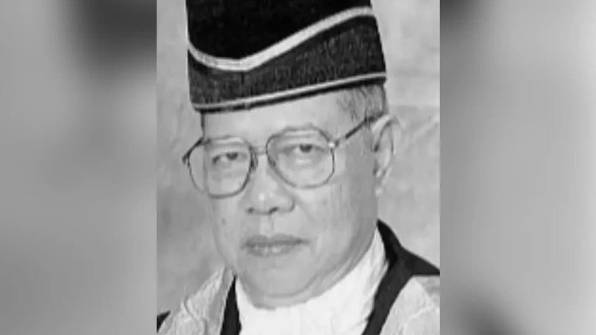 PM Anwar Pays Tribute to Former Chief Justice Mohamed Eusoff Chin