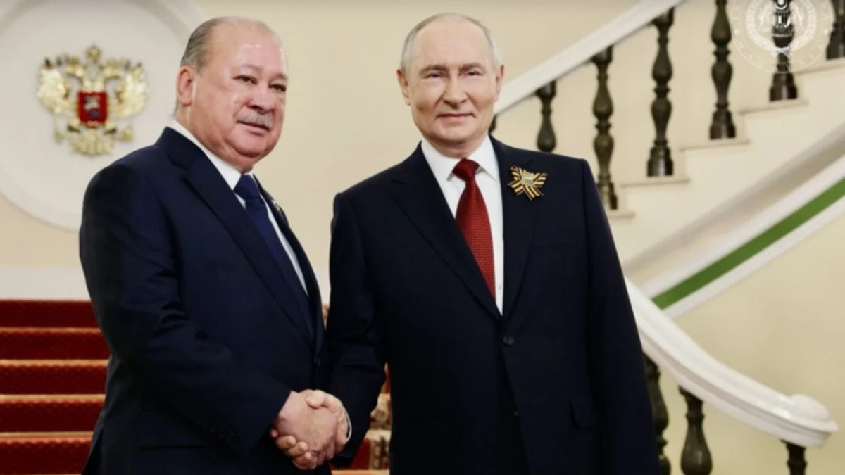 Putin thanks Sultan Ibrahim for Moscow Victory Day visit
