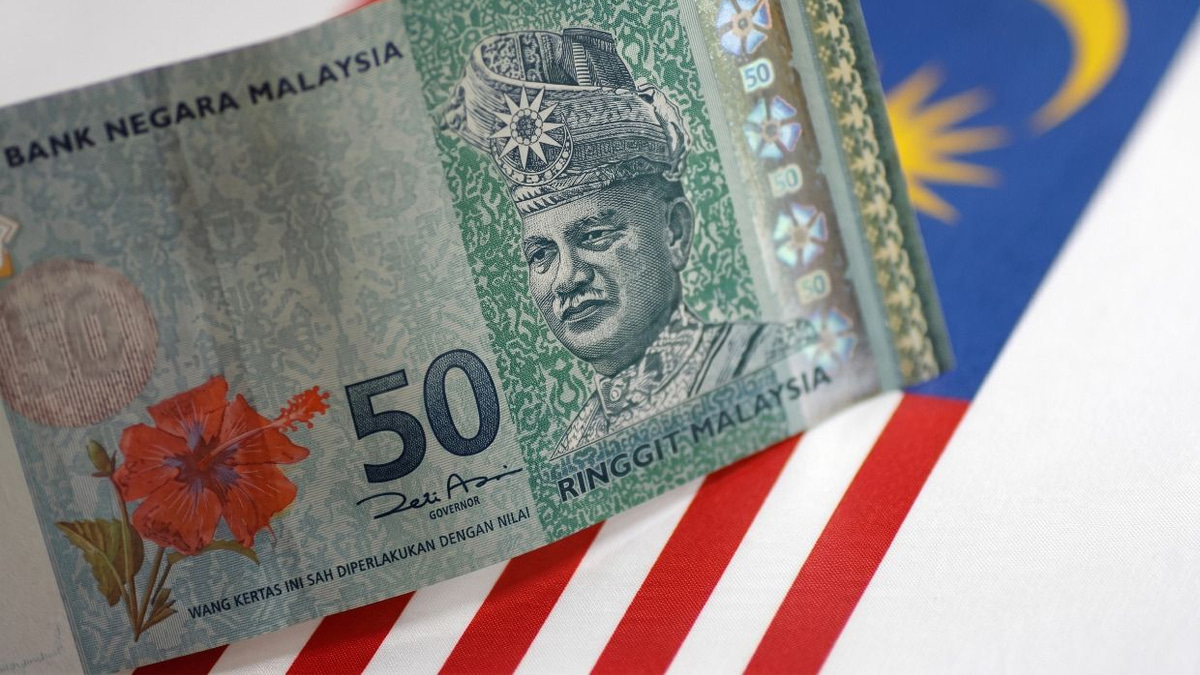 Ringgit poised for recovery as capital measures and trade strength align