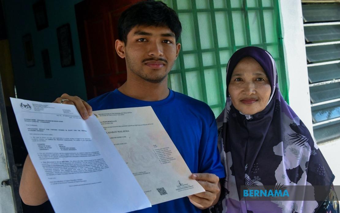 MARA Intervenes to Help Kelantan Student Realise Medical Dream at Al-Azhar