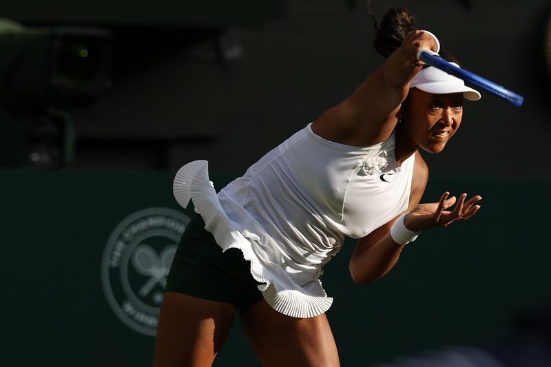 Osaka's Ruthless Power Display Topples Sabalenka at Wimbledon; Djokovic Advances Despite Discomfort