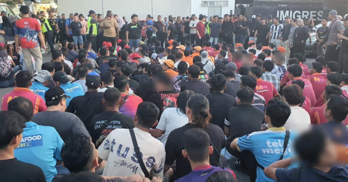 Johor Raid Exposes Systematic Passport Fraud Network; 226 Migrants Detained