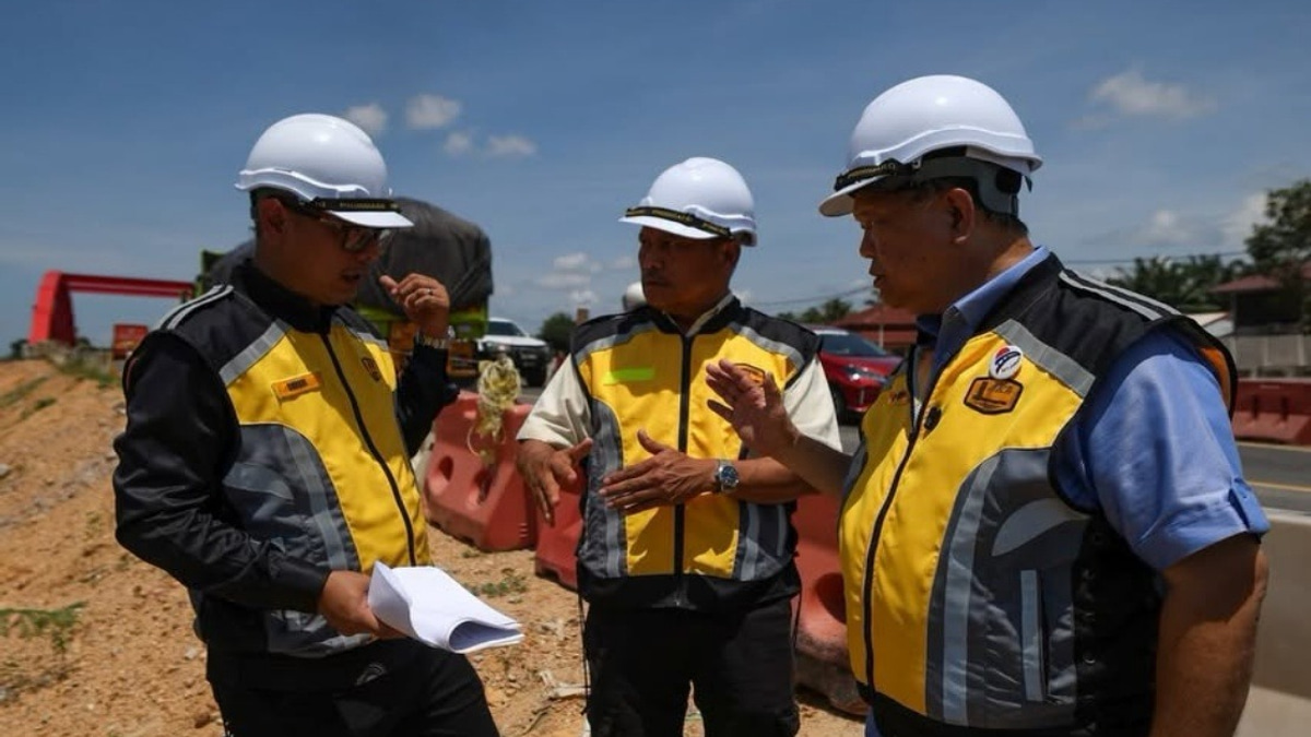 Works Ministry Demands Acceleration of Sungai Durian Bridge Project After Multiple Delays