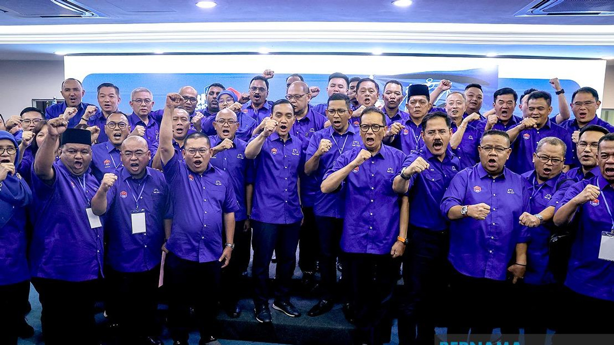 Johor BN Unveils Election Slate With Adham Baba's Return and Onn Hafiz Defending Machap