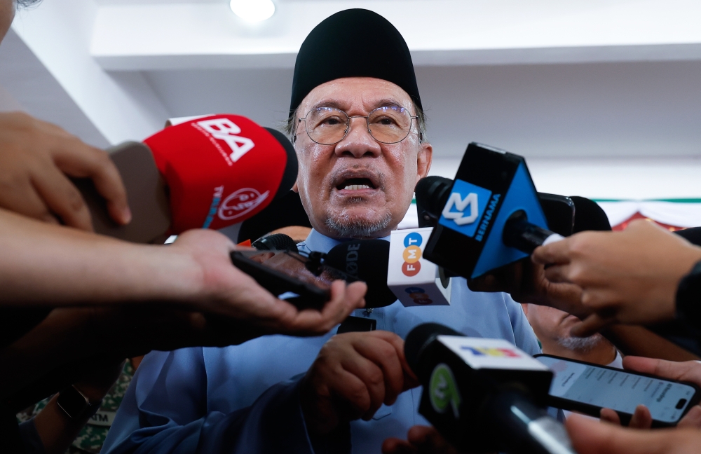 Malaysia to Persist in US Tariff Negotiations as Anwar Expresses Relief Over Modest Rate