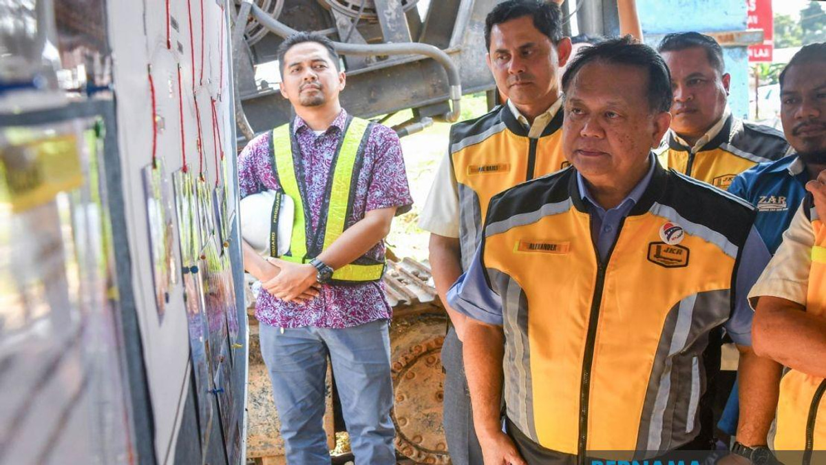 Works Ministry Intensifies Oversight of 50 Troubled Infrastructure Projects Across Nation