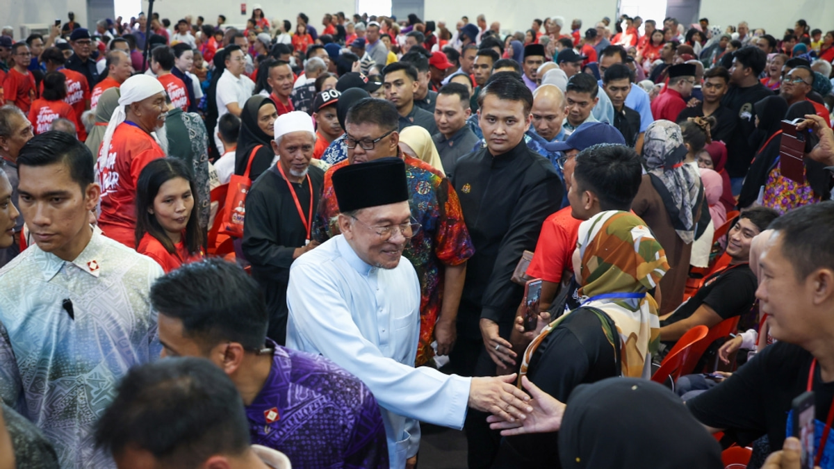 PM Anwar Ibrahim Undergoes Specialist Medical Observation, PMO Confirms