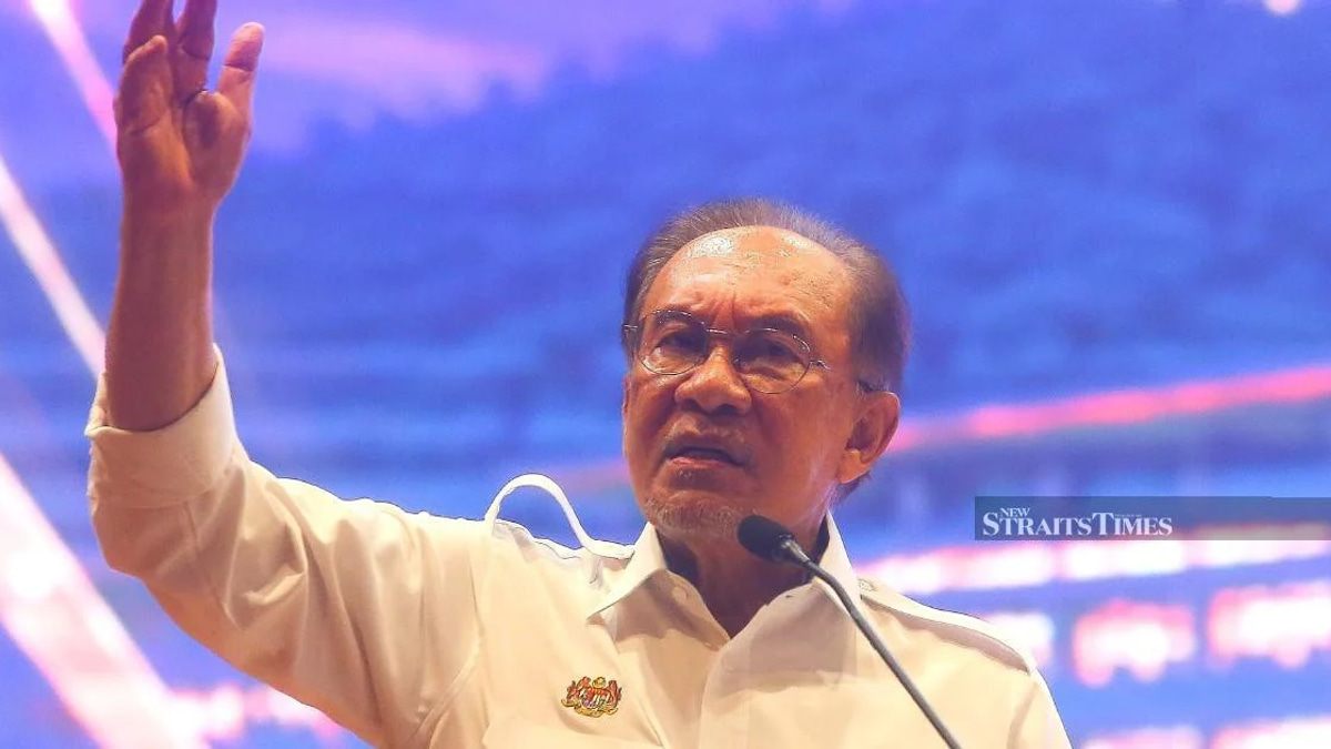 Anwar denies accusations of postponing polls to prolong his tenure