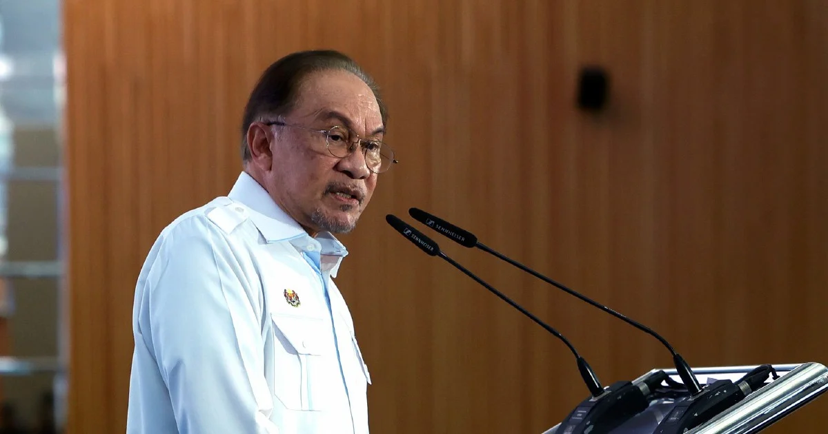 Anwar Rejects Allegations of Unequal Development Spending Between States