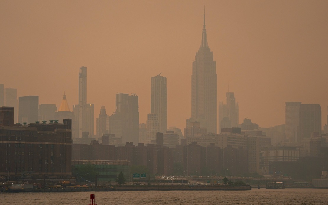 Canadian Wildfire Smoke Forces Mexican President to Reroute to World Cup Final