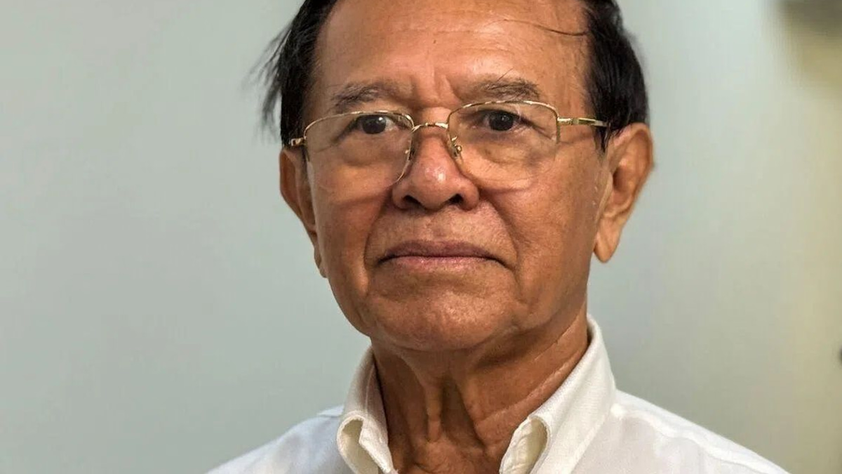 Hun Sen Pardons Opposition Leader Kem Sokha of Treason Conviction