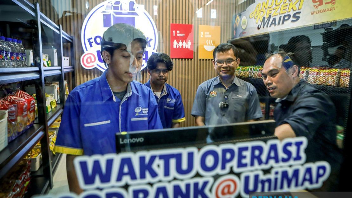 Malaysia's Economy Ministry Seeks to Extend Food Entrepreneur Programme Targeting B40 Sellers