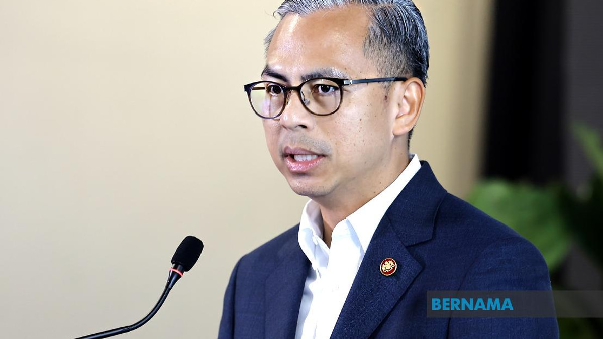 Communications Minister Fahmi Fadzil Honoured with Datuk Seri Title in Penang State Awards Ceremony