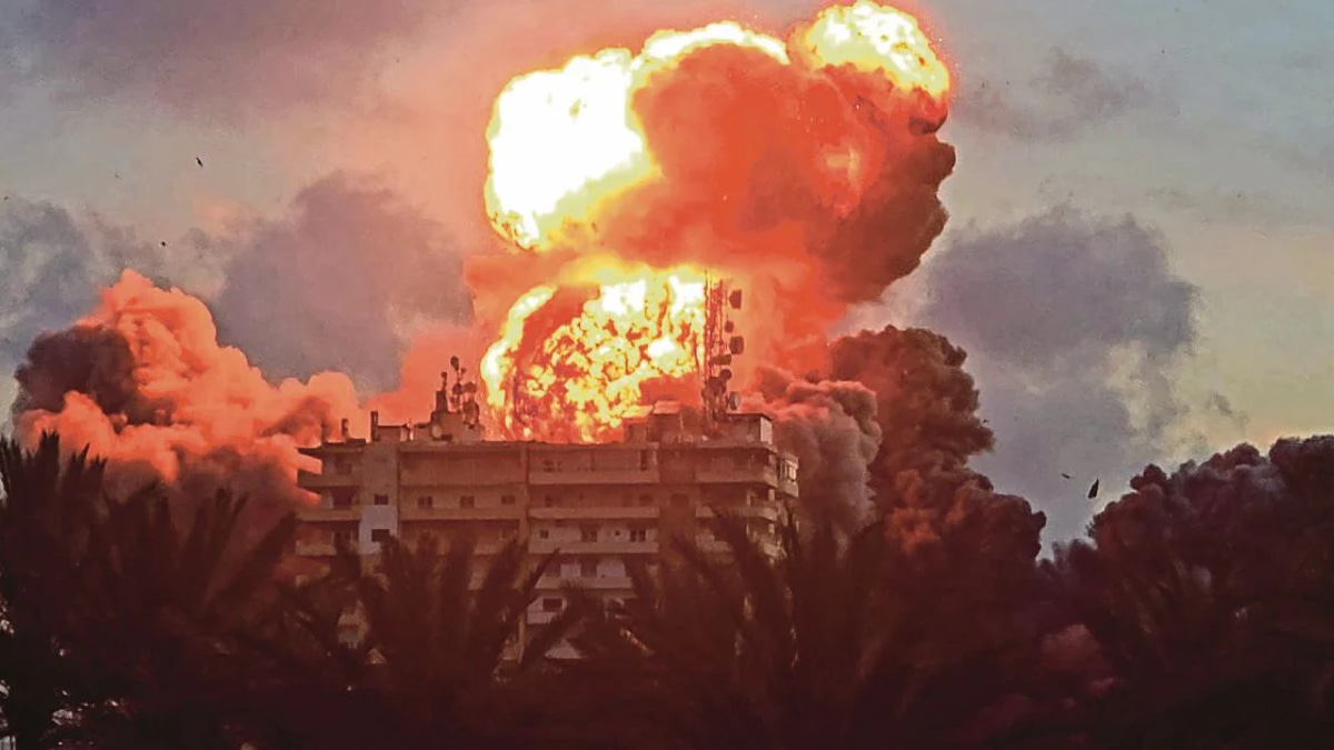 Israel deepens Lebanon incursion amid US security talks