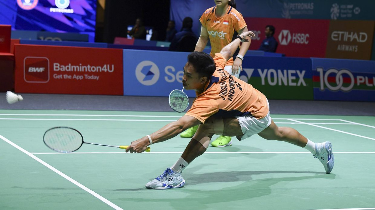 Indonesian badminton pairs withdraw from worlds as match-fixing investigation widens
