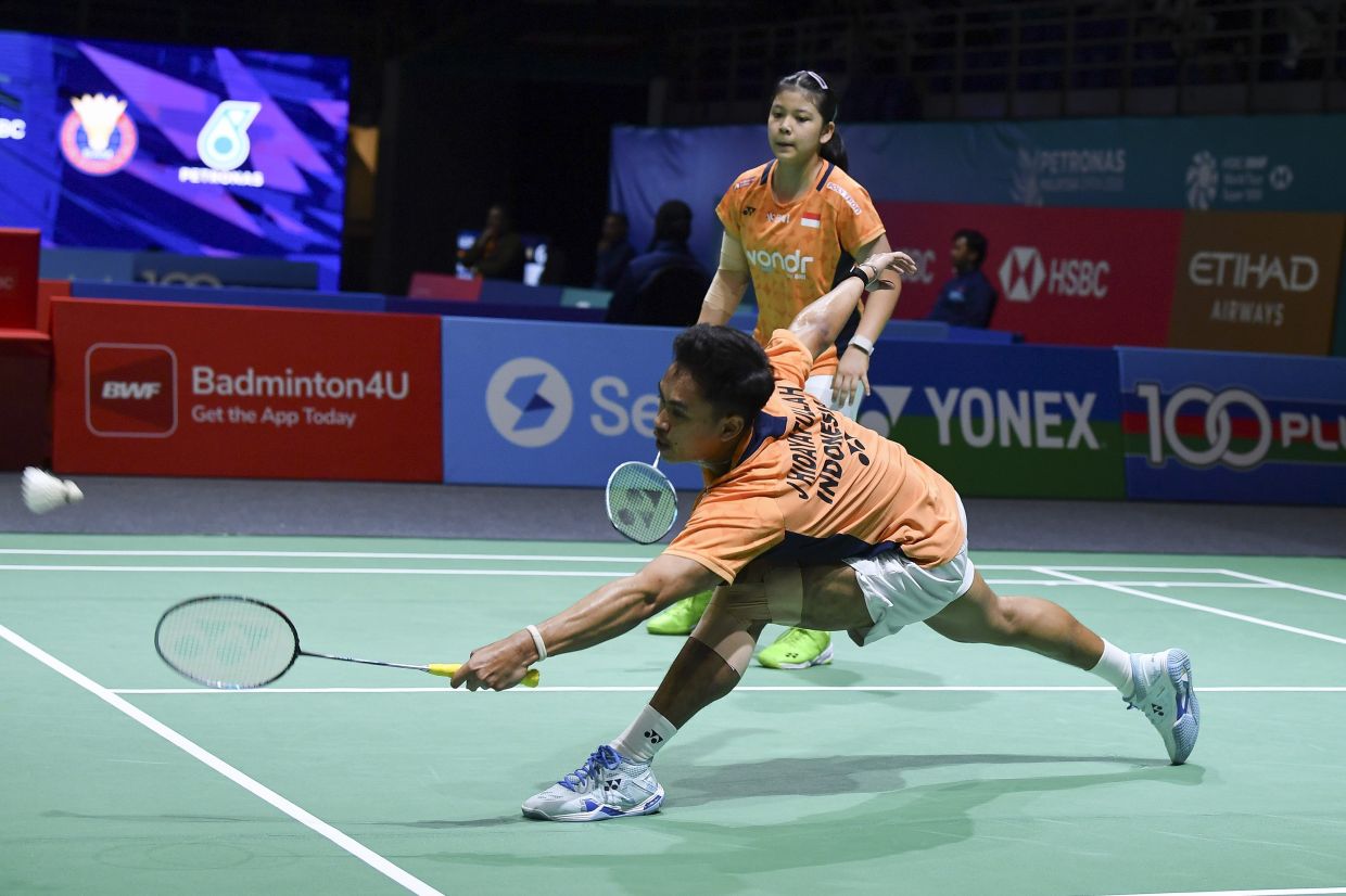 Indonesian badminton pairs withdraw from worlds as match-fixing investigation widens