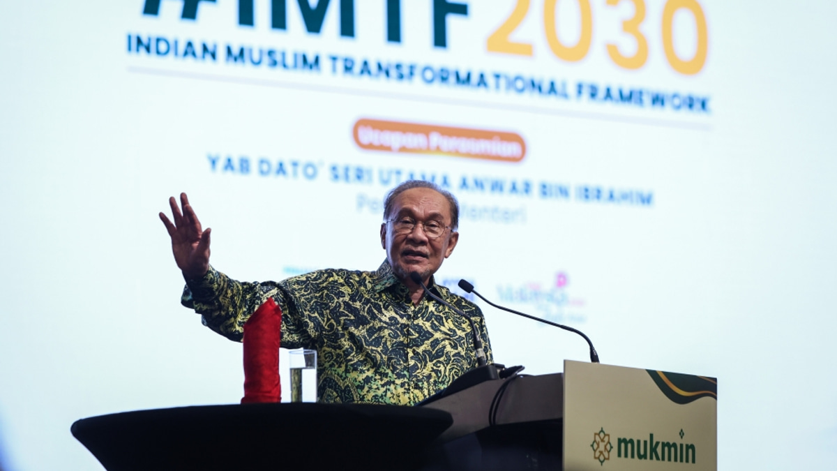 Anwar Sets One-Month Deadline for Foreign Worker Processing as Restaurants Face Staffing Crisis