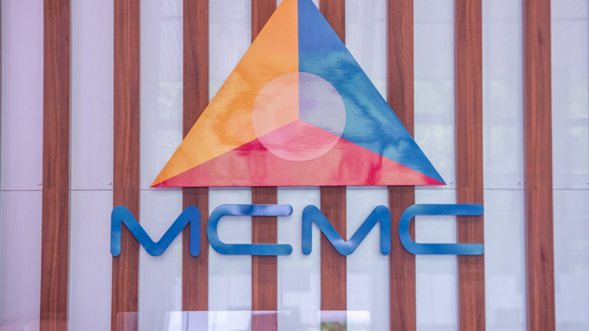 MCMC Issues Statutory Demand to TikTok Over Unmoderated 'Offensive' Royal Content
