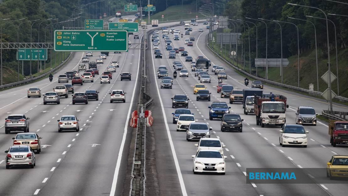 PLUS Braces for 2.2 Million Daily Vehicles as Holiday Traffic Surges