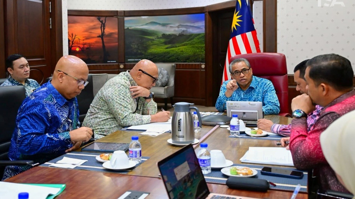 Government Orders Swift Action on University Malaya Medical Centre Service Problems
