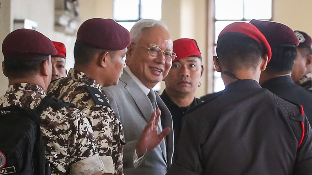 Najib Razak to undergo cardiac procedure at Serdang Hospital