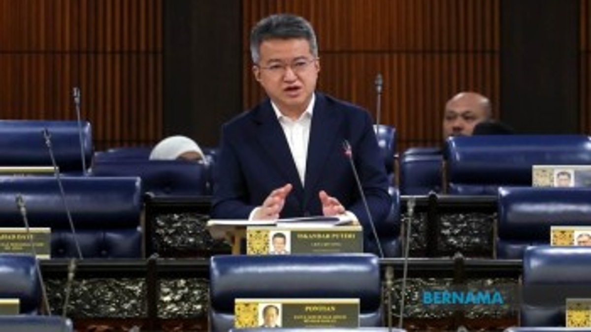 Malaysia Holds Budget 2027 Fiscal Projections Steady Despite Oil Price Volatility