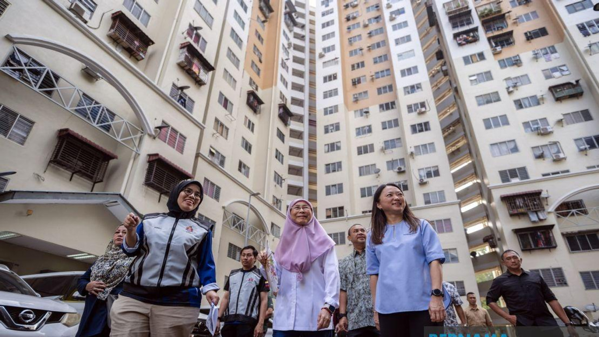 Desa Tun Razak PPR Upgrade Complete as Federal Territories Minister Highlights RM300m Maintenance Push