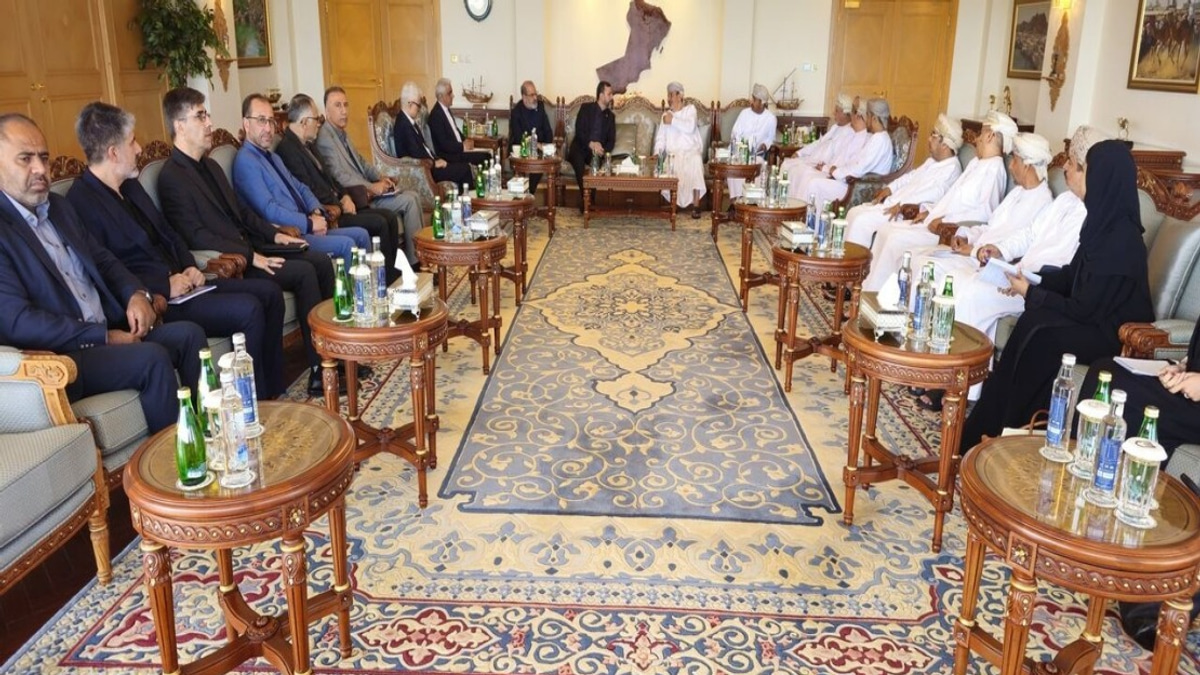 Iran and Oman Establish Joint Committee to Manage Strait of Hormuz Governance