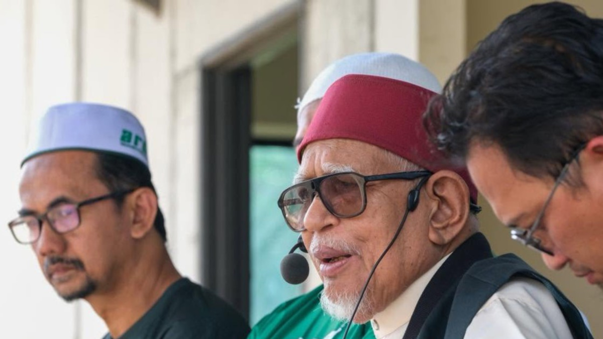 Hadi Proposes Malay-Muslim Coalition Framework Spanning PAS, UMNO, and Non-Extremist Allies