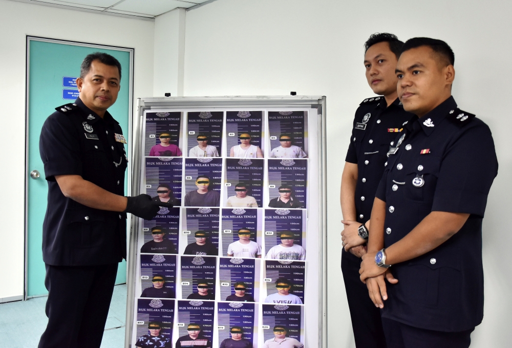 Police Dismantle Investment Fraud Ring: 21 Chinese Nationals Arrested in Melaka Operation