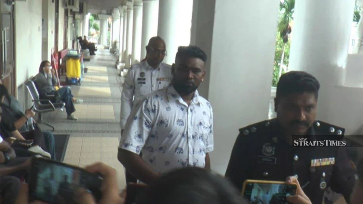 Trailer Driver Penalised RM6,000 Over Negligent Driving at Udini Underpass