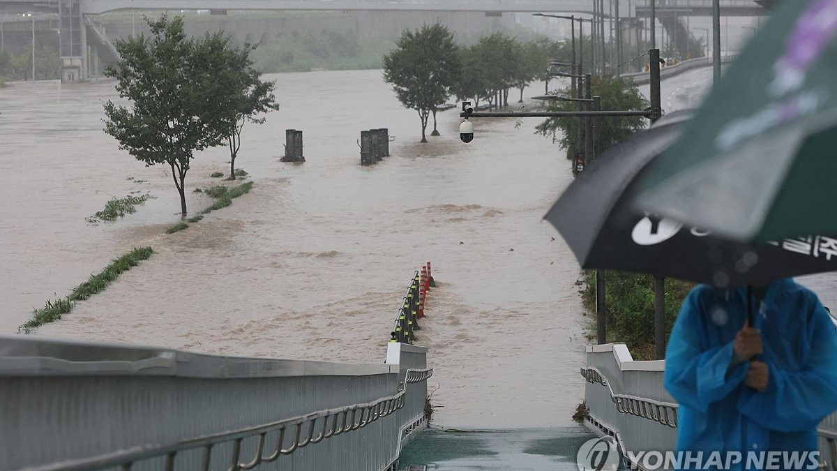 Seoul and Eastern Provinces Battered by Severe Rainfall; 10 National Parks Shut Down Amid Property Damage