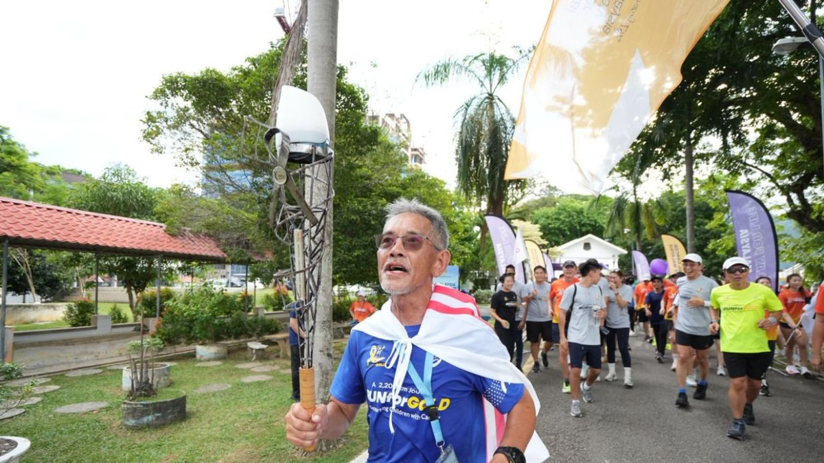 From Grief to Purpose: How a Retired Engineer Ran 2,200km Across Malaysia for Child Cancer Awareness