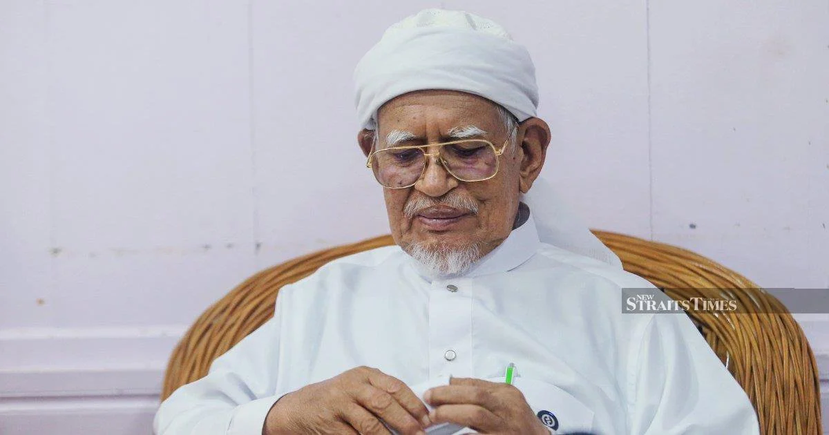 PAS Extends Olive Branch to UMNO for Johor State Government if BN Short of Majority