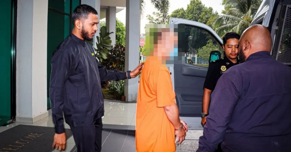 Former Civil Servant Held Over RM300,000 False Claims Scheme