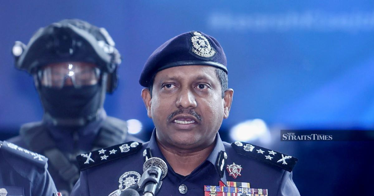 Malaysia Airlines Pilot Arrested in Indonesia Had Clean Record, Police Confirm