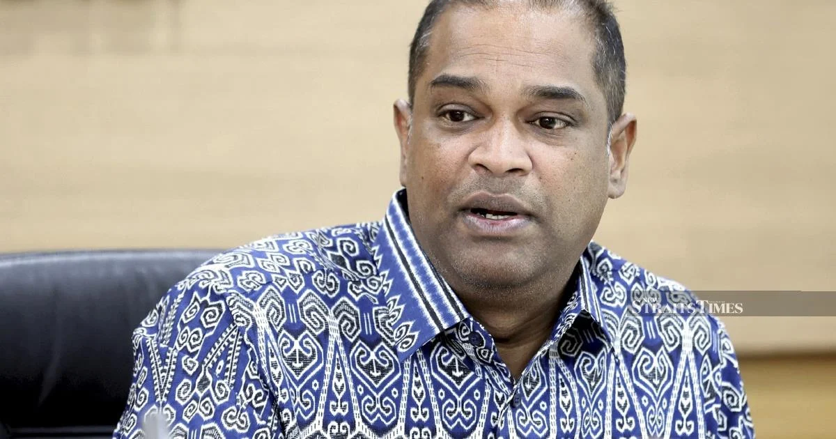 Ramanan Urges Politicians to Keep Royal Institution Clear of Election Campaign