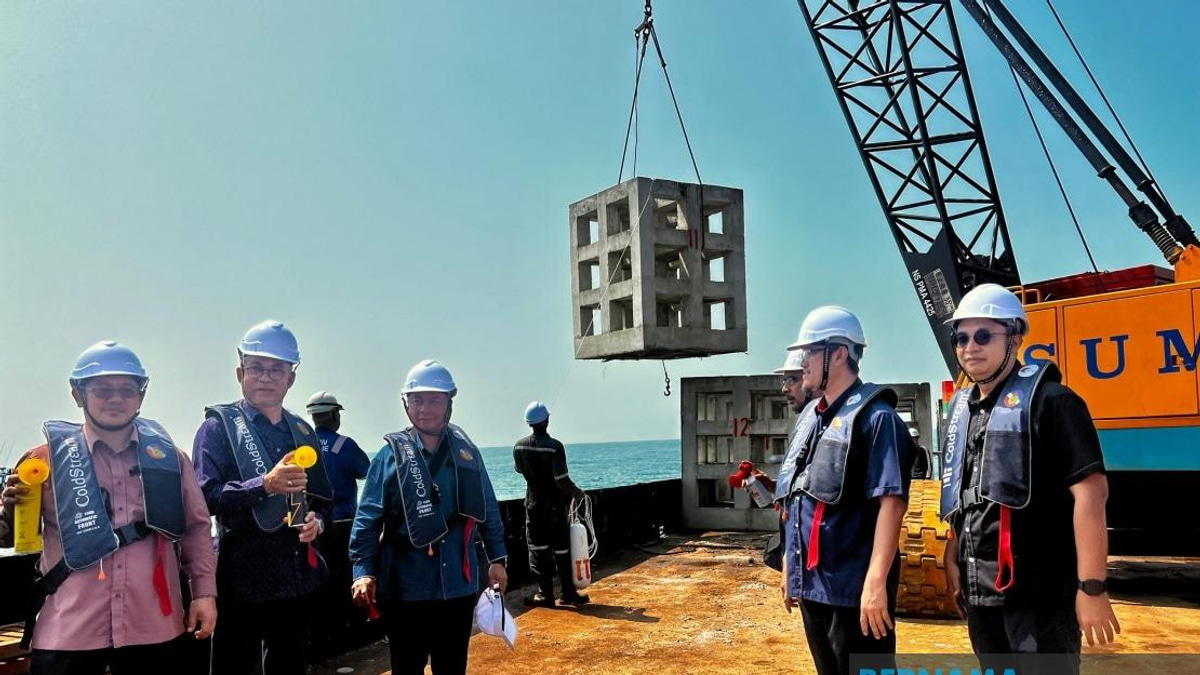 Kelantan Deploys Artificial Reefs to Protect Coastal Fisheries and Boost Local Catches