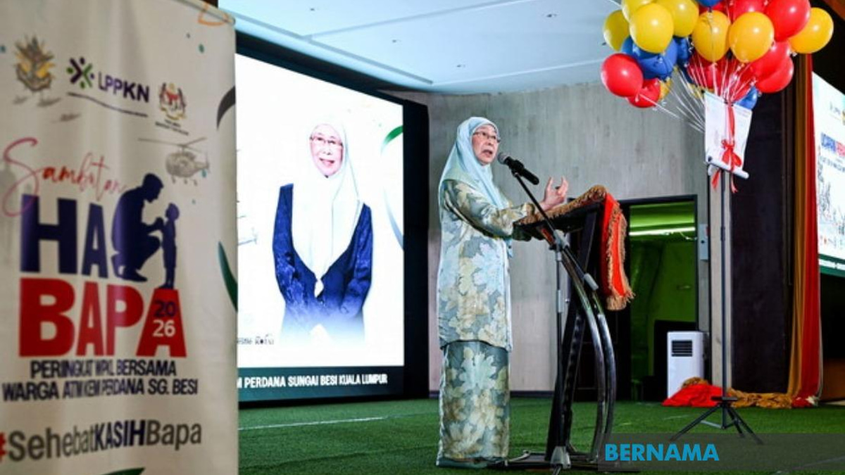 Military Fathers Need Greater Support, Says Dr Wan Azizah