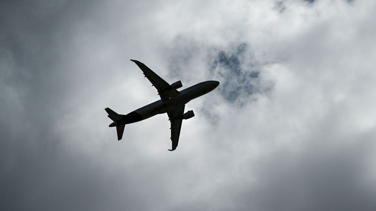 Power Bank Fire Prompts Lufthansa to Tighten Electronics Rules After Second Cabin Smoke Incident