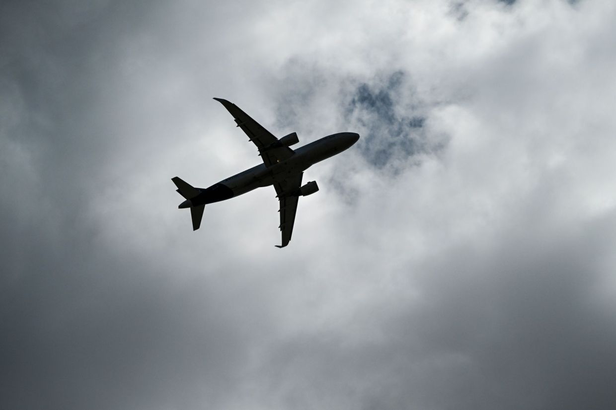 Power Bank Fire Prompts Lufthansa to Tighten Electronics Rules After Second Cabin Smoke Incident
