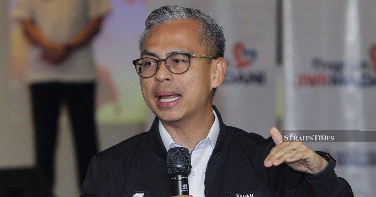 Fahmi calls on Johor diaspora to return for state election ballot