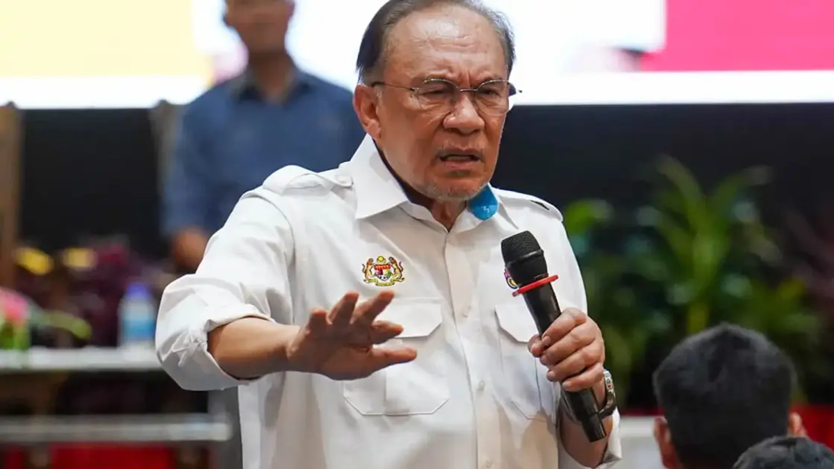 Anwar Defends Malaysia's Pro-Palestine Stance, Rejects US Pressure Over Israeli Ban