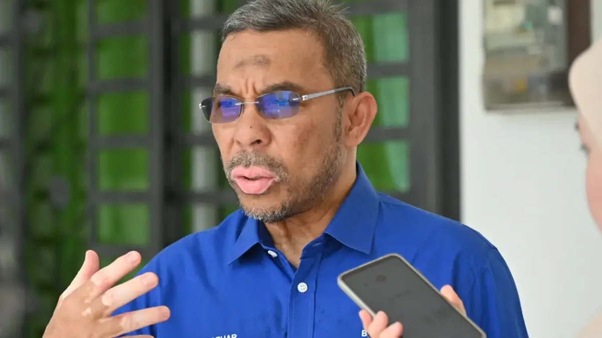 Beruas Umno Chief Denies Assault After Incident Involving Student