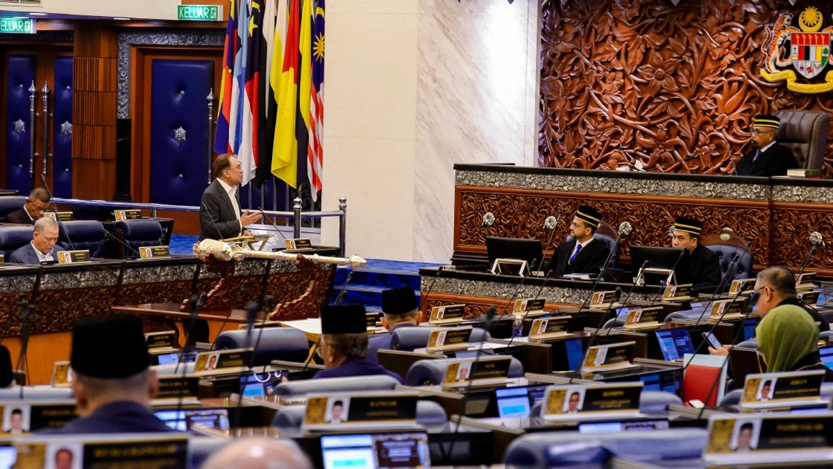 Federal Government Cannot Bear All State-Incurred Costs, Says Anwar
