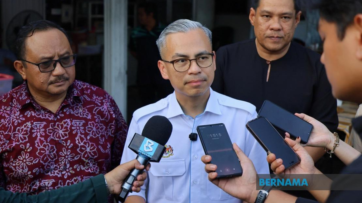 Johor Election Campaign Must Be Facts-Based, Not Slanderous, Says Fahmi