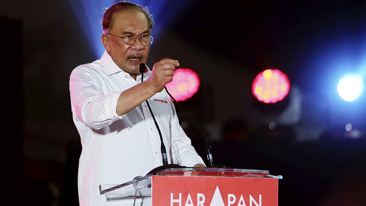 Anwar Warns Against Weaponising Royal Institution in Negeri Sembilan Election