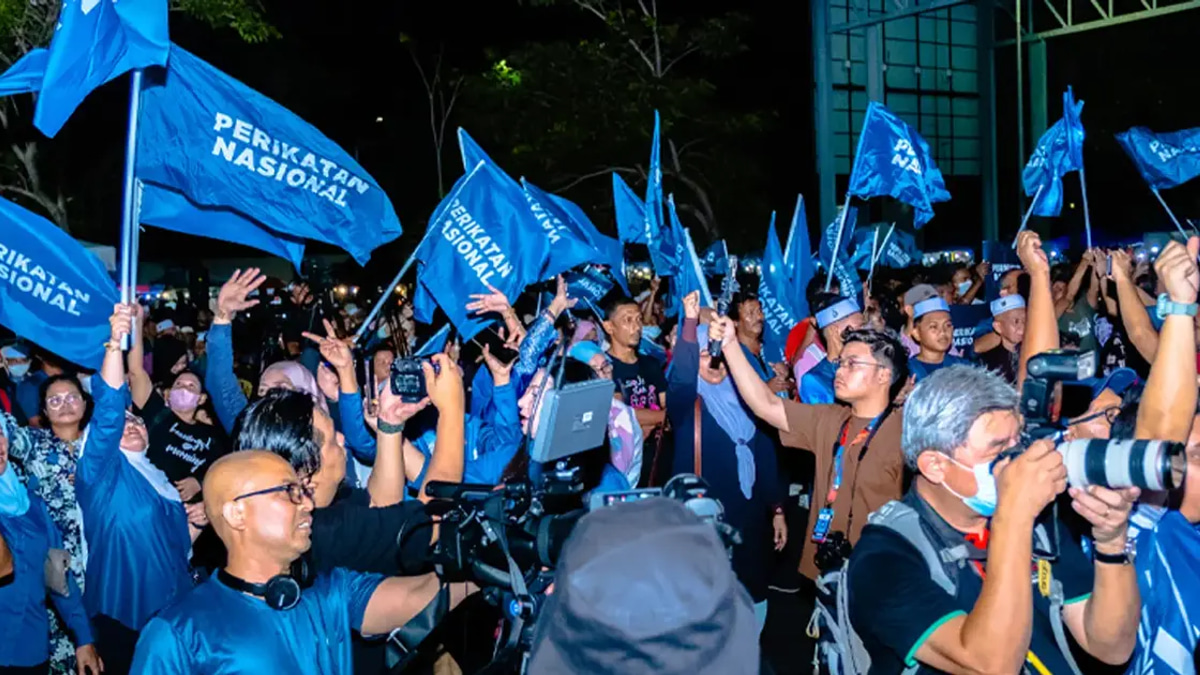 PAS may allow PN to become inactive while exploring other coalitions, analyst suggests